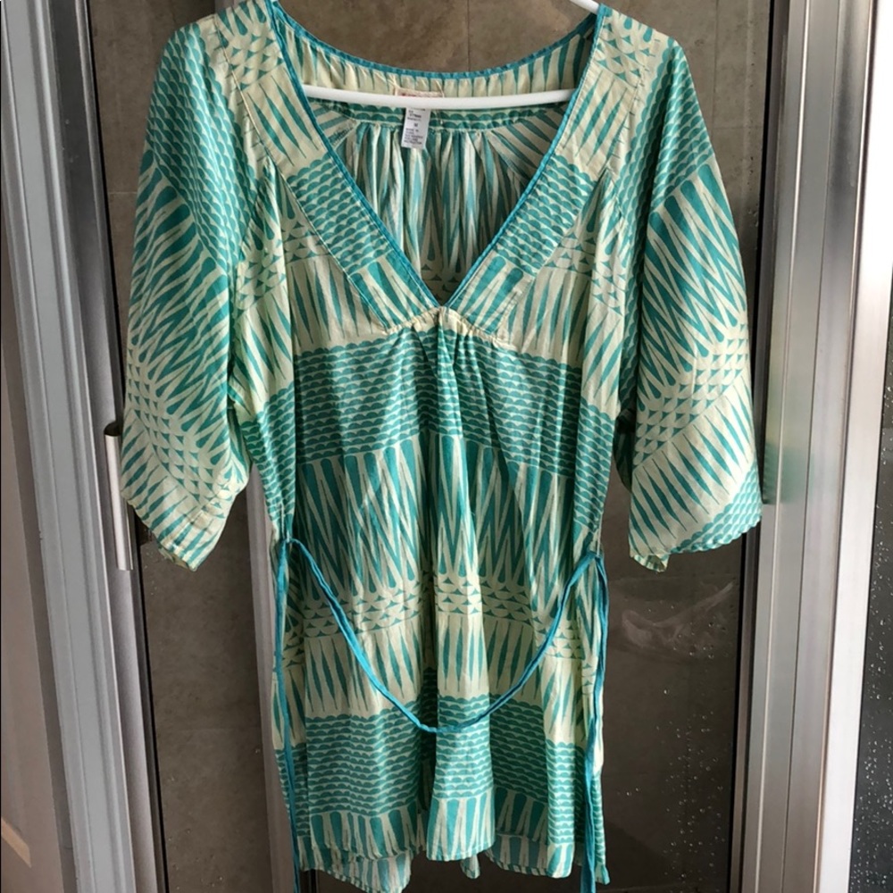 Lucca Patterned Aqua and Light Yellow Top Sz M